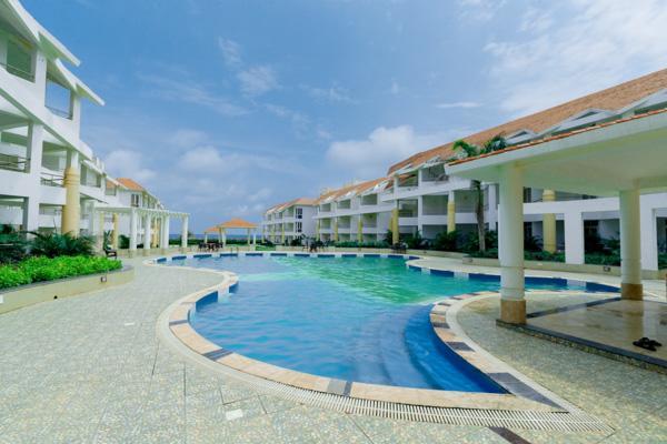 Empires Hotel Puri Luaran gambar